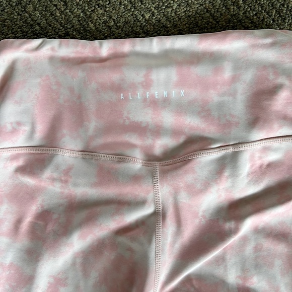 AllFenix Blush Pink Tie Dye Leggings - Picture 3 of 4